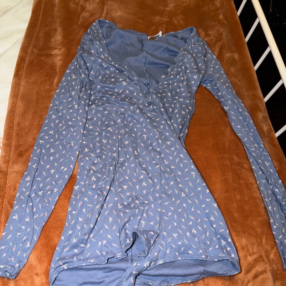 Victoria's Secret Pink Blue Garment